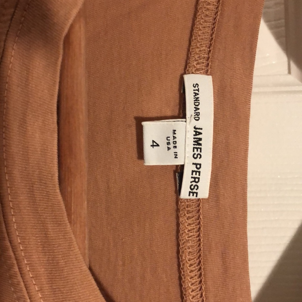 James Perse standard long sleeve size 4, lightly used - Picture 2 of 3